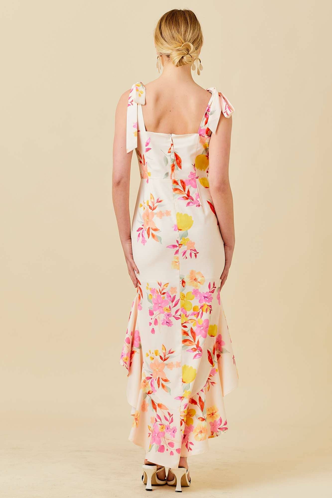 Floral Printed High-Low Ruffled Dress: Floral multi
