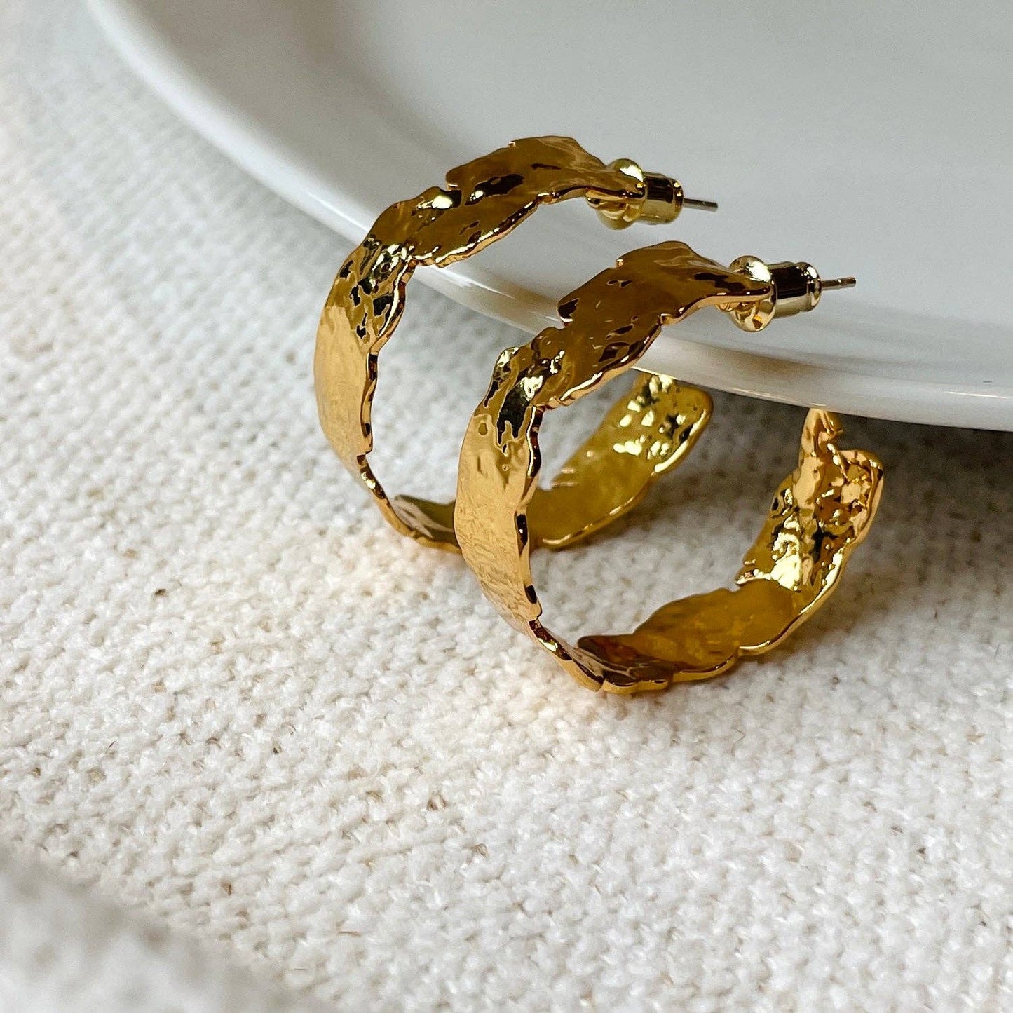 Vintage Gold Hammered Hoop Earrings