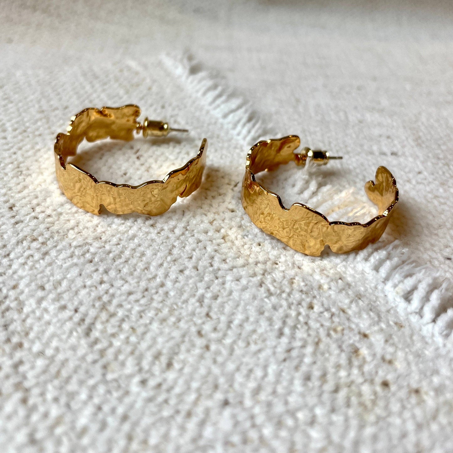 Vintage Gold Hammered Hoop Earrings