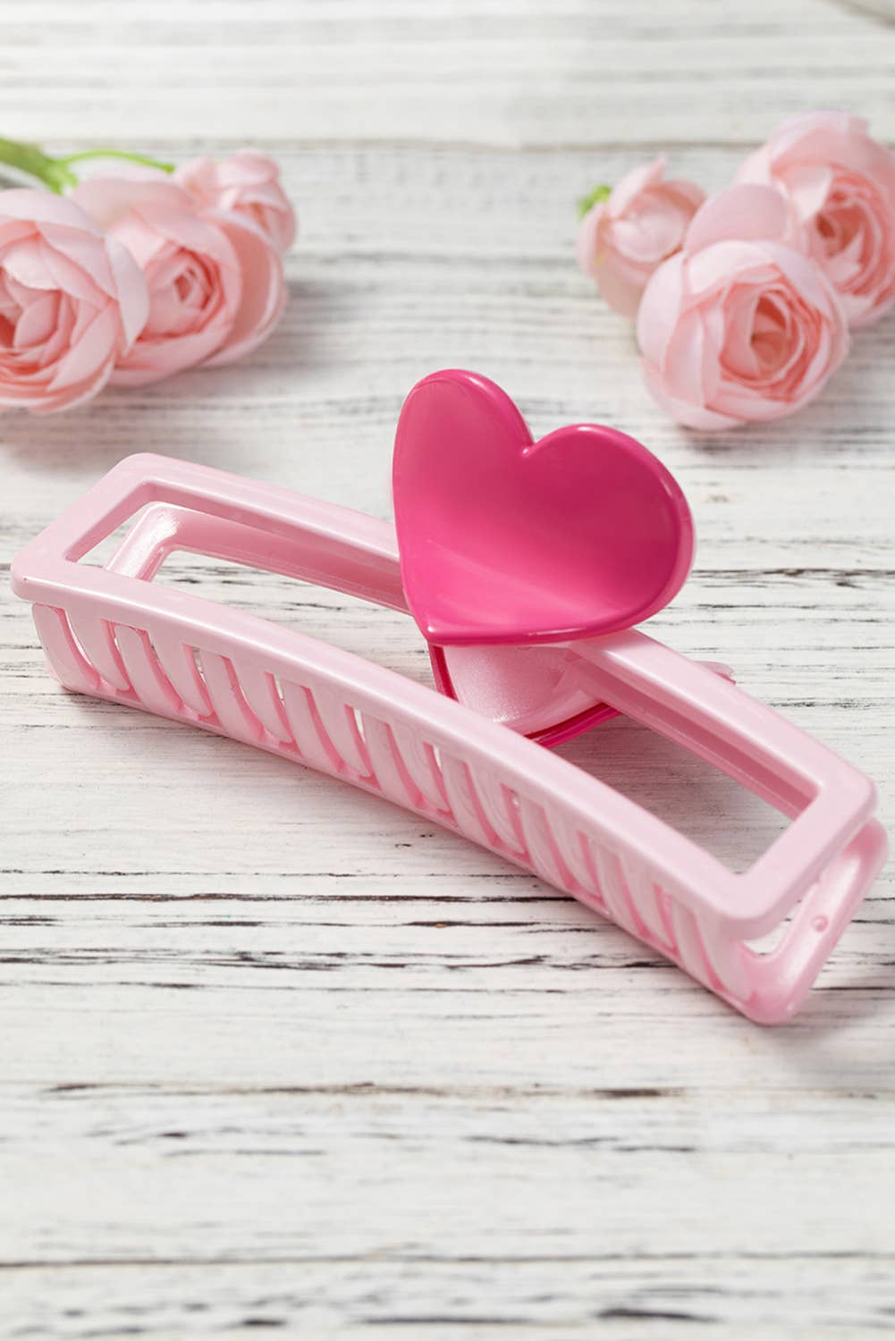 Pink Heart Design Hair Claw