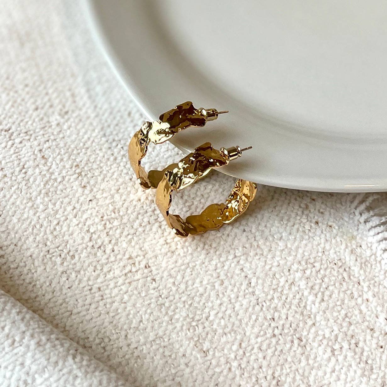 Vintage Gold Hammered Hoop Earrings